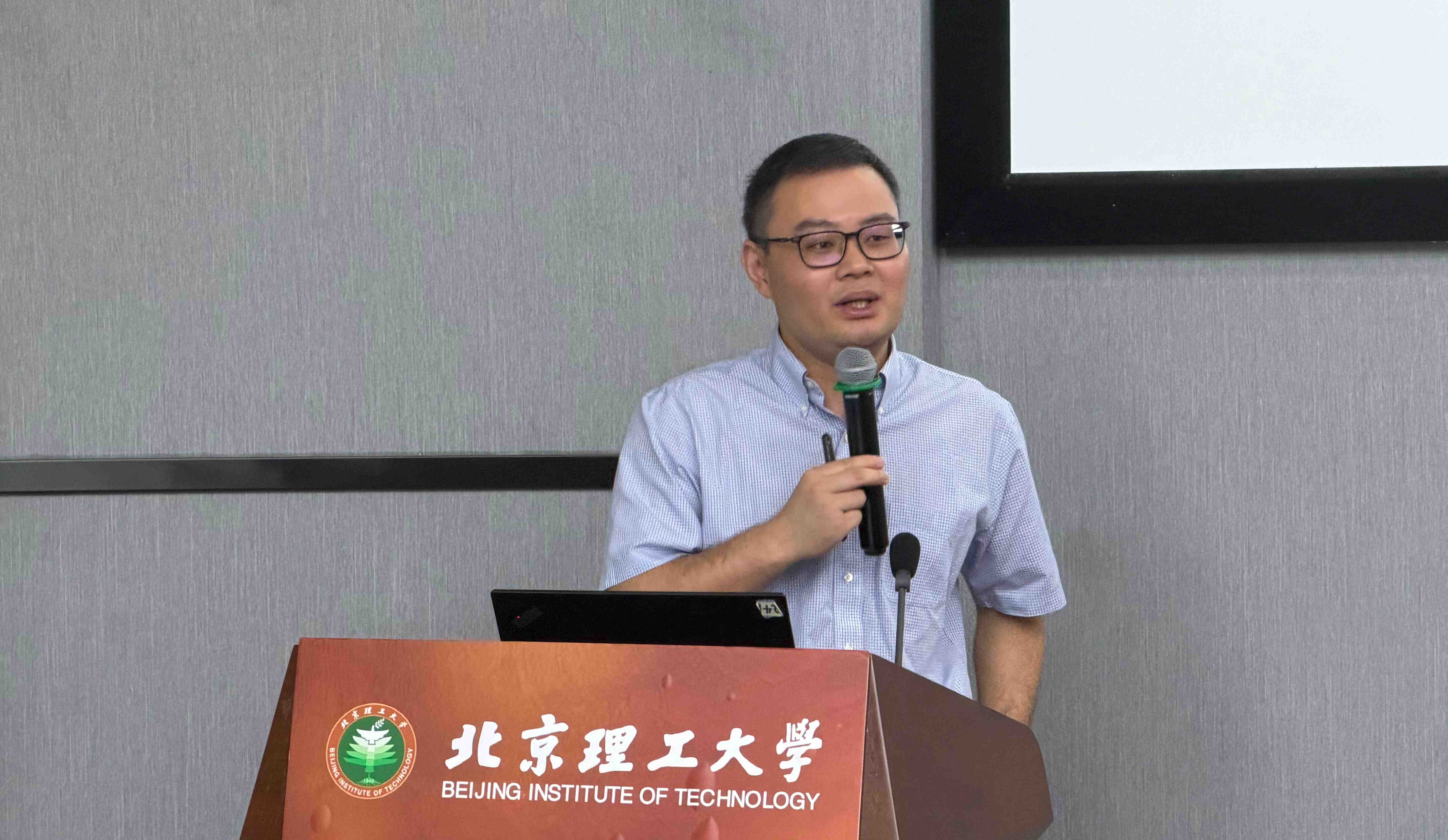 1-郑权.jpg